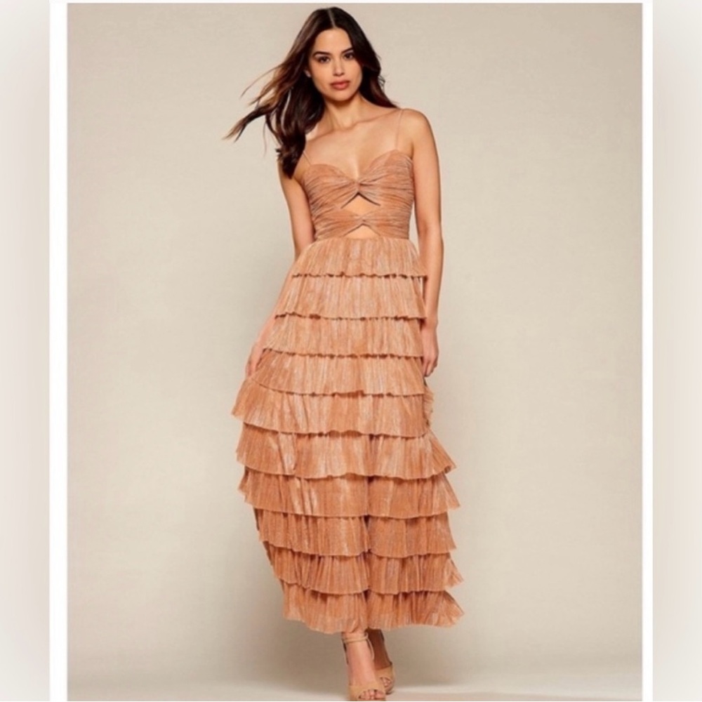 Grace Metallic Plisse Sweetheart Neck Cut-Out Tiered Dress